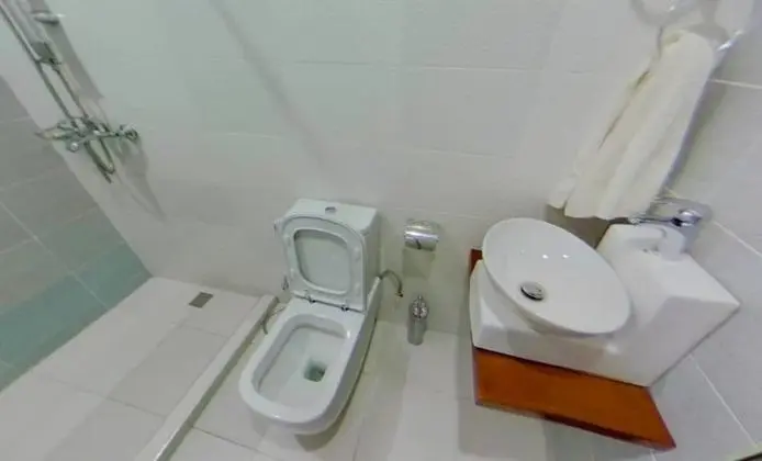 Deluxe Oda, 1 En Büyük (King) Boy Yatak, Sigara İçilmez