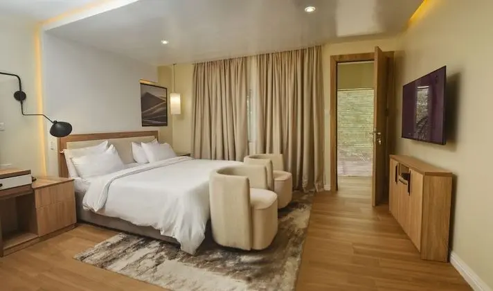 Luxury Oda, 1 En Büyük (King) Boy Yatak, Sigara İçilmez, Şehir Manzaralı