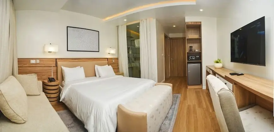 Luxury Oda, 1 En Büyük (King) Boy Yatak, Sigara İçilmez, Şehir Manzaralı