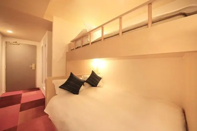 Standard Tek Büyük Yataklı Oda, Sigara İçilmez (1 Bunk Bed, Upper Bunk for 3rd adult)