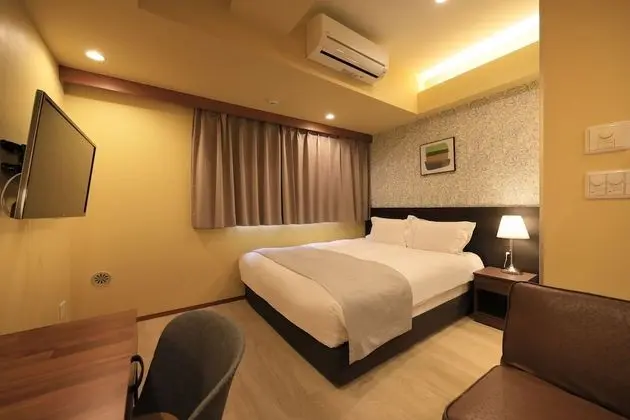 Superior Oda, 1 Büyük (Queen) Boy Yatak ve Çekyat, Sigara İçilmez (Queen Room)