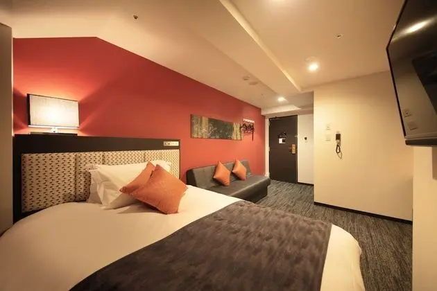 Superior Tek Büyük Yataklı Oda, Sigara İçilmez (Extra Sofa Bed from 3rd Adult)