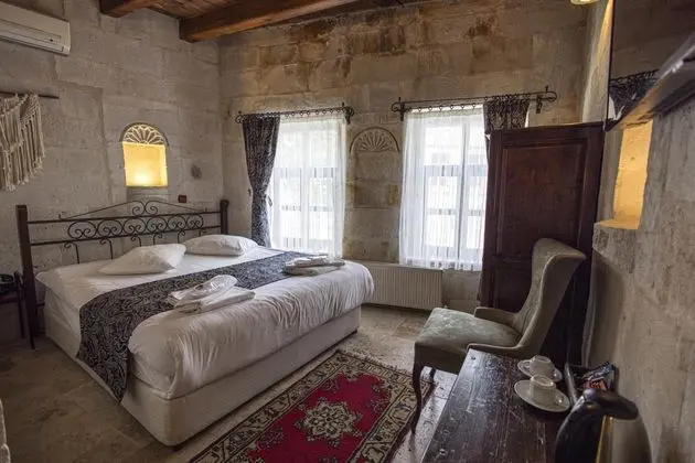 Çift Kişilik