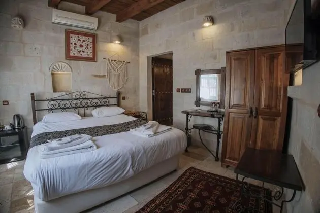 Çift Kişilik