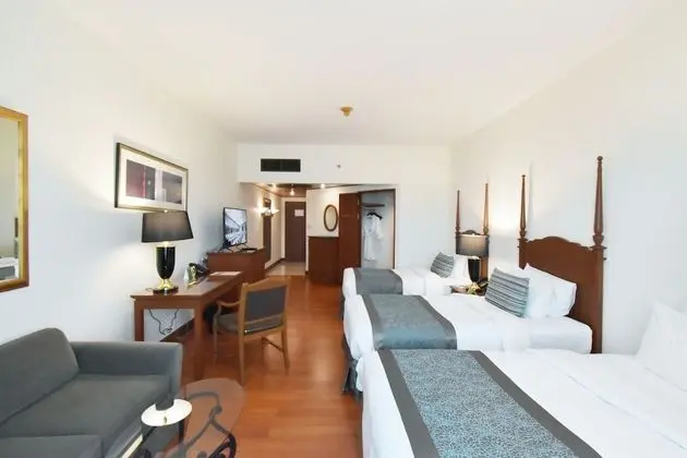 Grande Deluxe Room