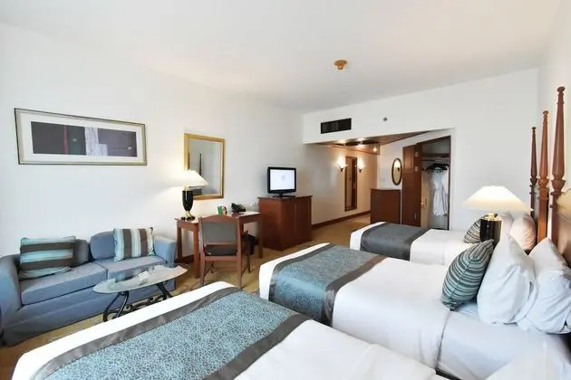 Grande Deluxe Room