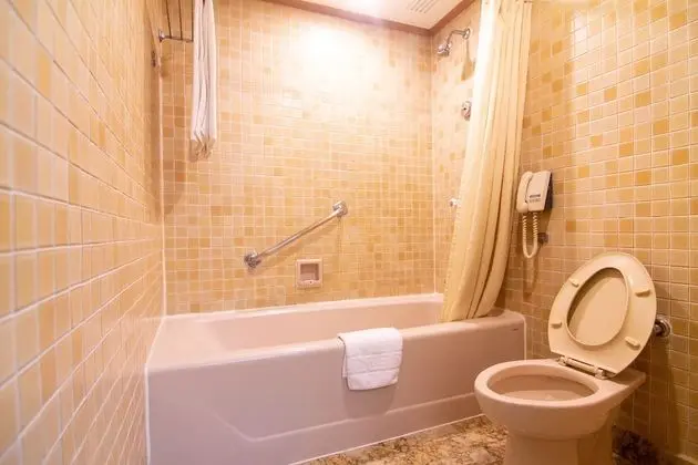 Park Tower Suite