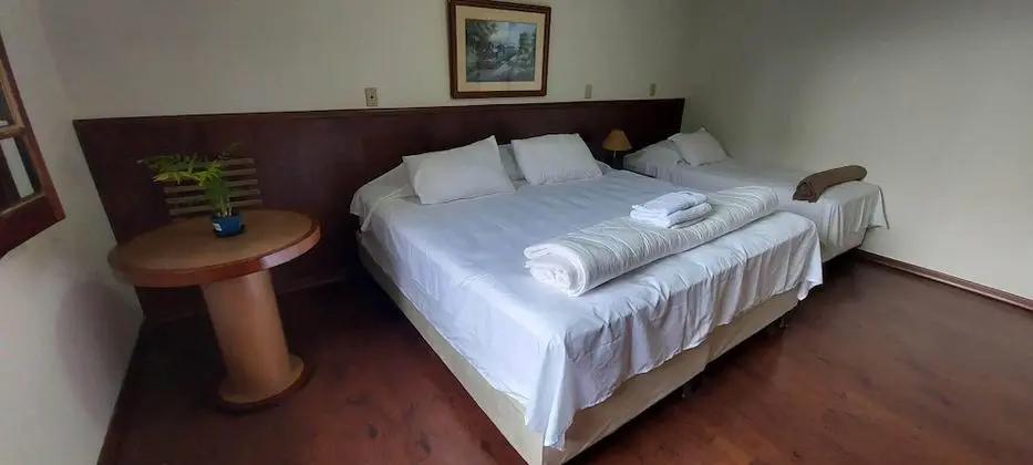 Comfort Tek Büyük veya İki Ayrı Yataklı Oda