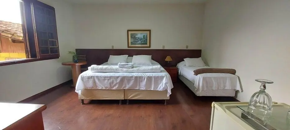 Comfort Tek Büyük veya İki Ayrı Yataklı Oda