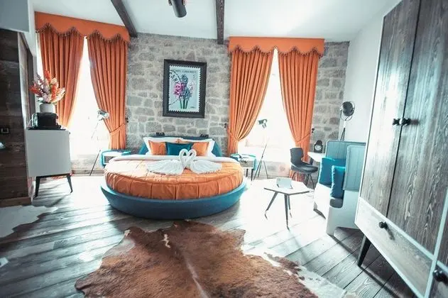 Deluxe Jakuzili Suite, Şehir Manzaralı
