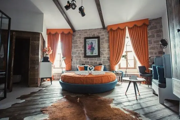 Deluxe Jakuzili Suite, Şehir Manzaralı