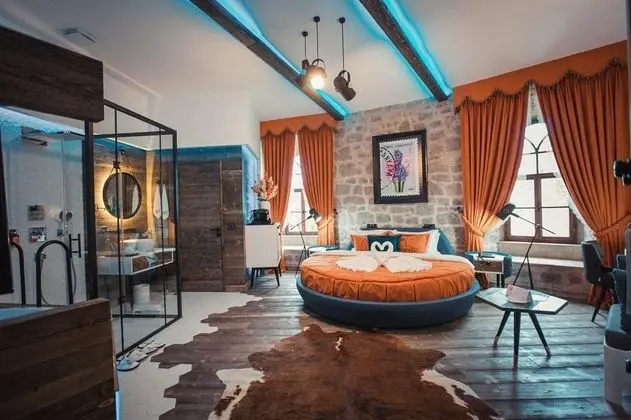 Deluxe Jakuzili Suite, Şehir Manzaralı
