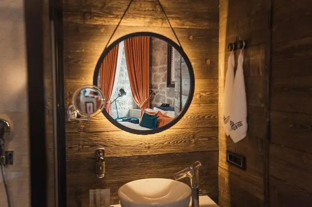 Deluxe Jakuzili Suite, Şehir Manzaralı