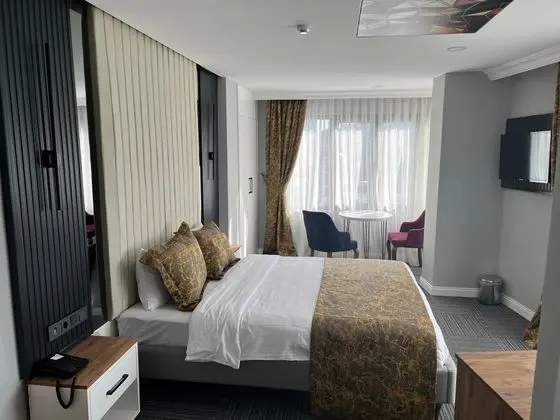 Standart Oda, Şehir Manzaralı
