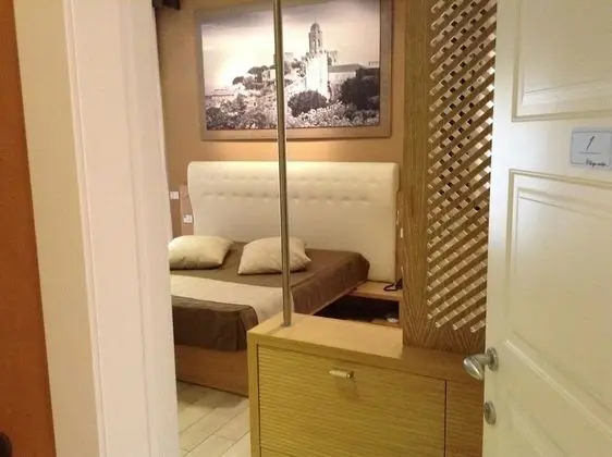 Comfort Tek Büyük veya İki Ayrı Yataklı Oda, 1 Yatak Odası, Balkon, Kısmi Deniz Manzaralı