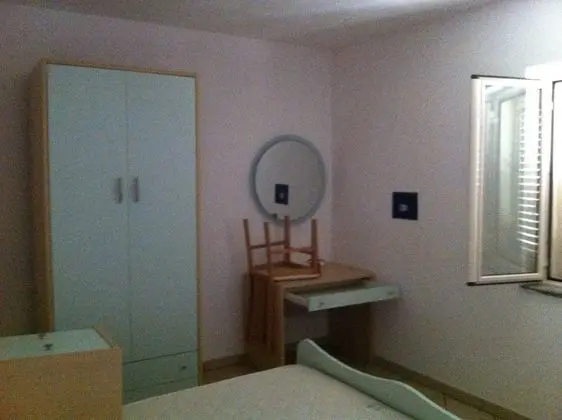 Tek Büyük veya İki Ayrı Yataklı Oda, Birden Çok Yatak