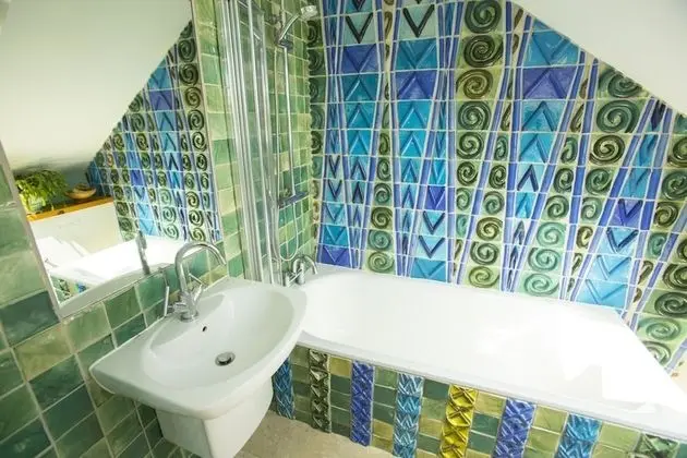 Deluxe Tek Büyük Yataklı Oda (Loft Room)