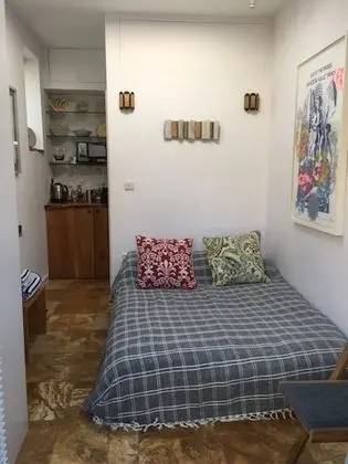 Gallery Stüdyo, 1 Çift Kişilik Yatak (Gallery Room)