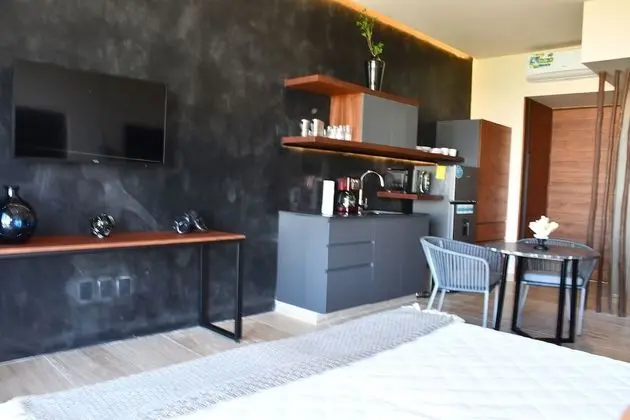 Luxury Süit, 1 En Büyük (King) Boy Yatak ve Çekyat, Balkon, Kısmi Deniz Manzarası
