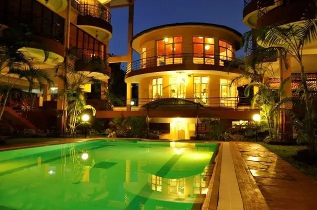 Çatı Katı Süiti (Penthouse)