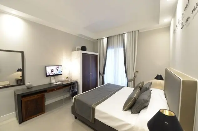 Elegance Quadruple Room