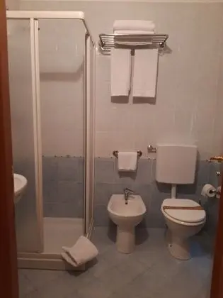 Büyük Yataklı Tek Kişilik Oda, 1 Çift Kişilik Yatak