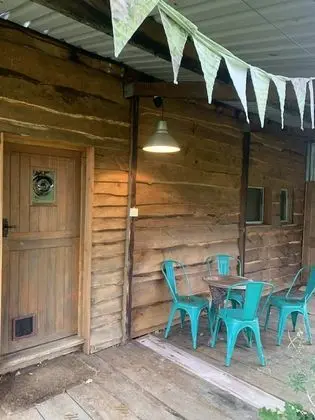 Kulübe (upcycled static caravan)