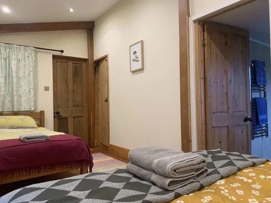 Kulübe (upcycled static caravan)