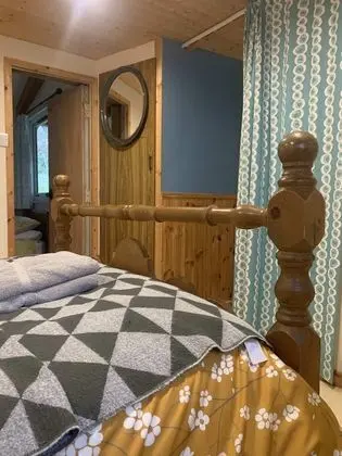 Kulübe (upcycled static caravan)