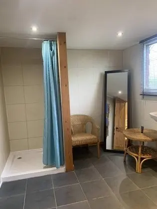 Kulübe (upcycled static caravan)