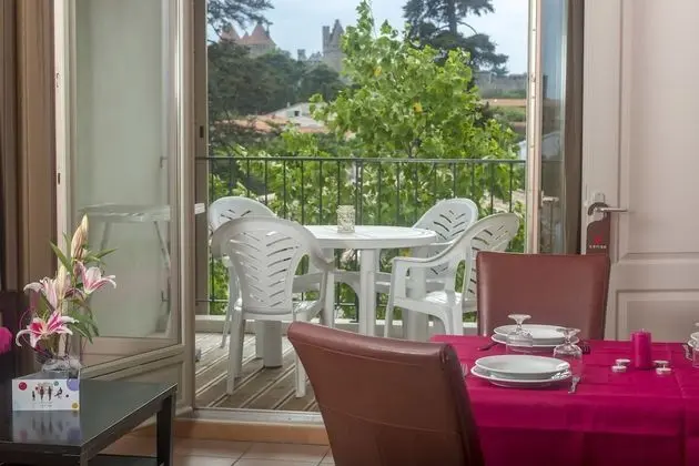 İki Yatak Odalı Apart