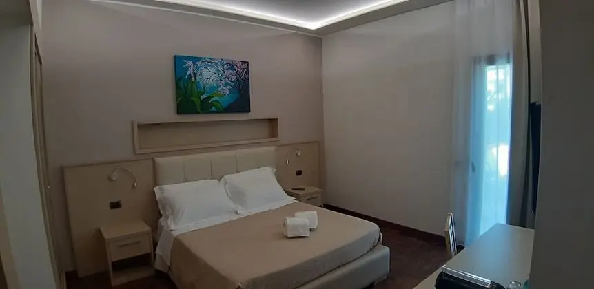 Tek Büyük Yataklı Oda