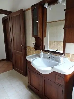 Deluxe Tek Büyük Yataklı Oda, Ortak Banyo