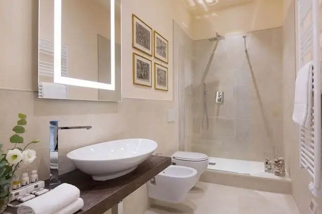 Deluxe Tek Büyük veya İki Ayrı Yataklı Oda, Balkon
