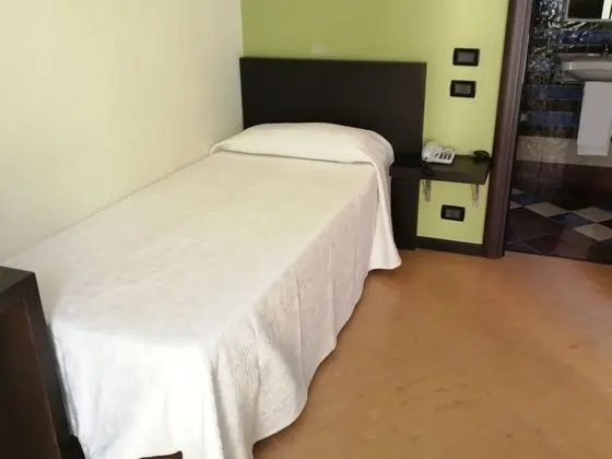 Tek Kişilik Oda