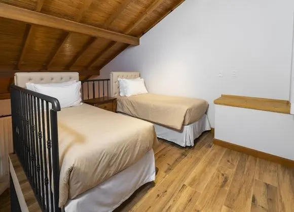 Deluxe Dört Kişilik Oda