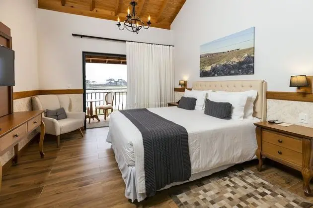 Deluxe Dört Kişilik Oda