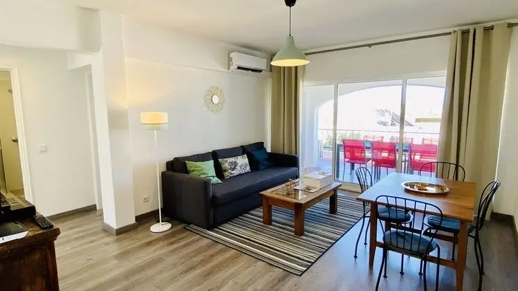 Apart Daire, 2 Yatak Odası, Teras, Deniz Manzaralı