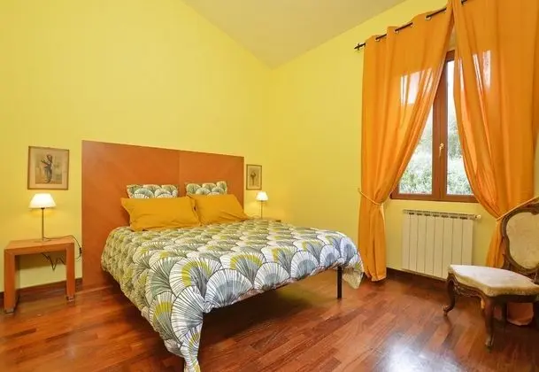Standard Ev, 2 Çift Kişilik Yatak, Bahçeli (Certosa 4)