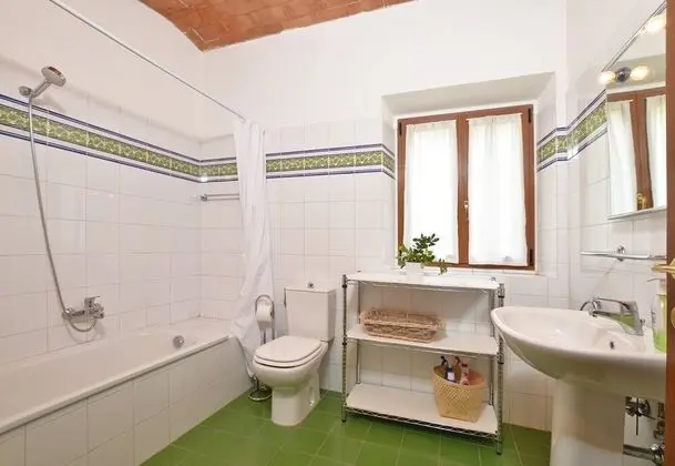 Standard Ev, 2 Çift Kişilik Yatak, Bahçeli (Certosa 4)