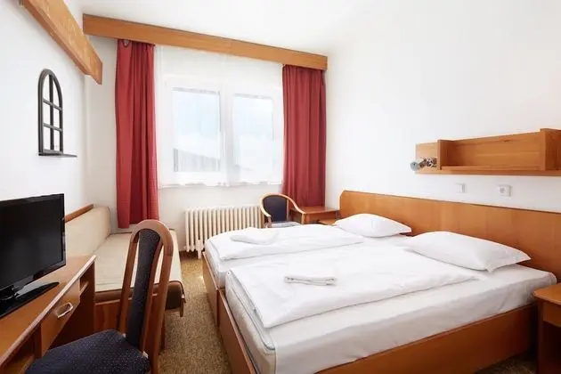 Standard Tek Büyük Yataklı Oda (with extra bed)