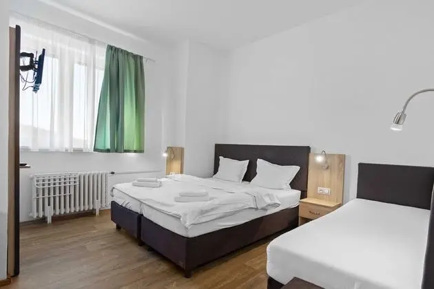 Standard Tek Büyük Yataklı Oda (with extra bed)