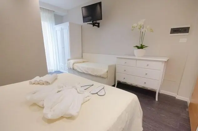 Standard Tek Büyük veya İki Ayrı Yataklı Oda