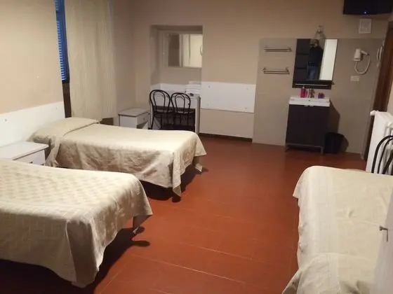 Ortak Ranzalı Oda, Sadece erkekler için (5 adults)