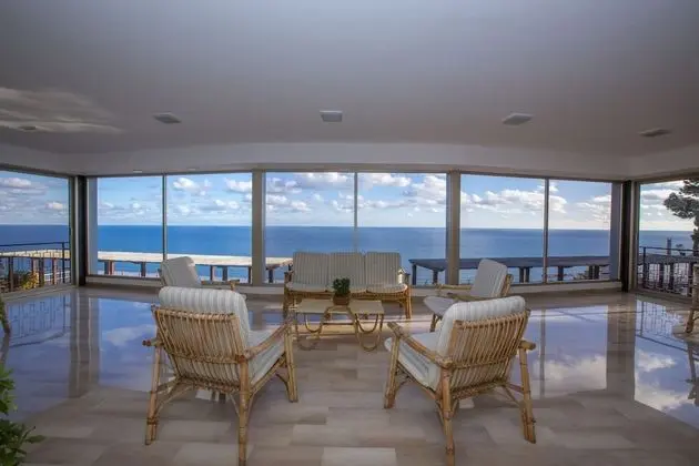 Standard Stüdyo, Deniz Manzaralı, Denize Bakan (Cervo 319C with shared pool)