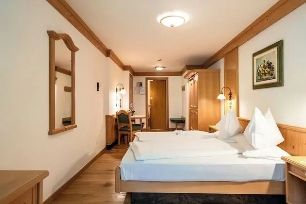 Superior Tek Büyük Yataklı Oda