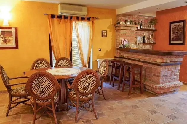 Romantic Villa