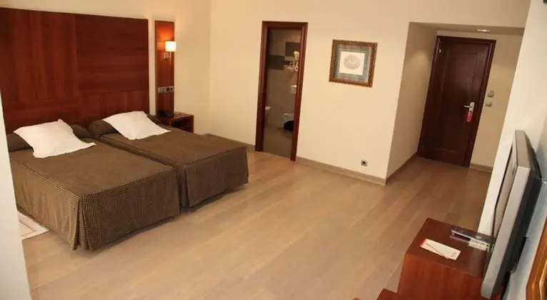 Standard Dört Kişilik Oda