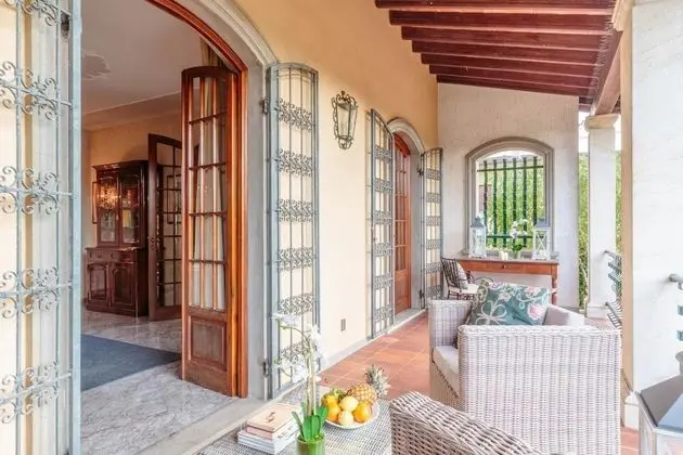 Villa