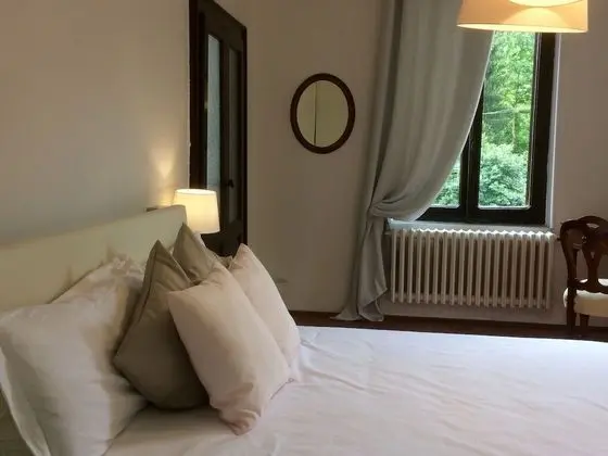 Comfort Üç Kişilik Oda, Ortak Banyo (Ortensie)